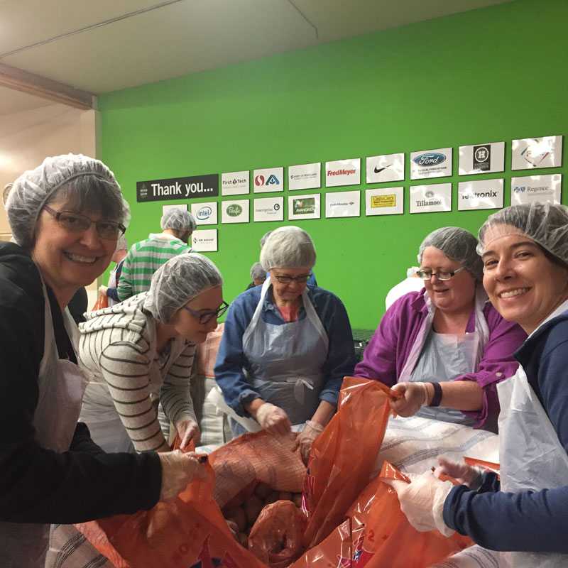 Wyeast-helping-at-Food-Bank
